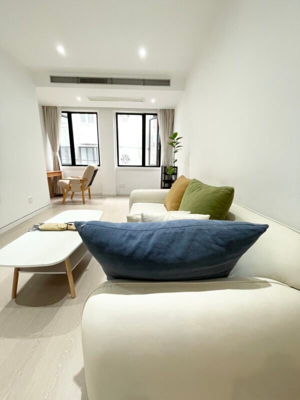 833 middle huaihai road,huangu distric,shanghai